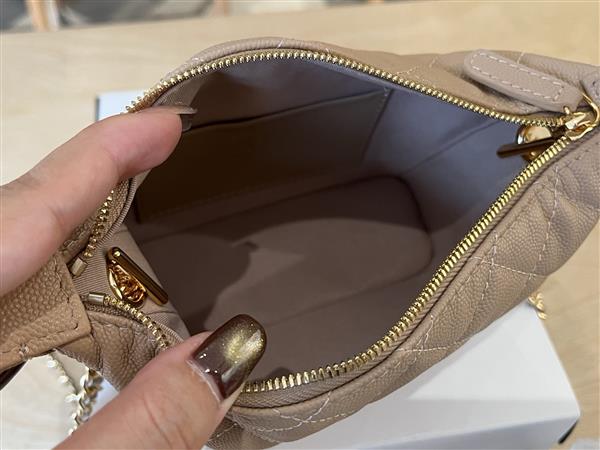 2026127214539740 590